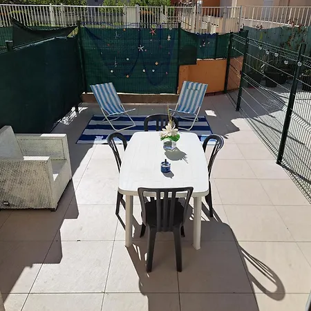 Port Dauphin 10, Rez De Jardin Avec Piscine * Agde