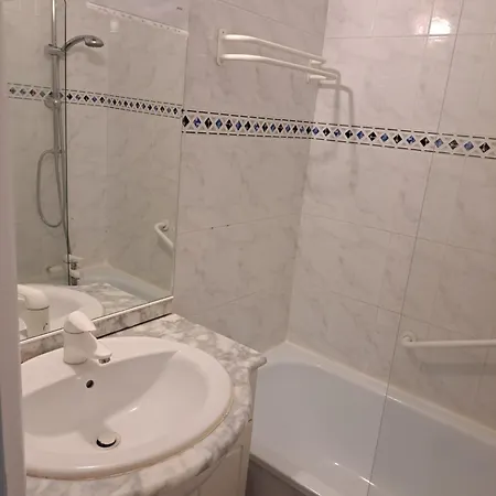 アパート Port Dauphin 10, Rez De Jardin Avec Piscine